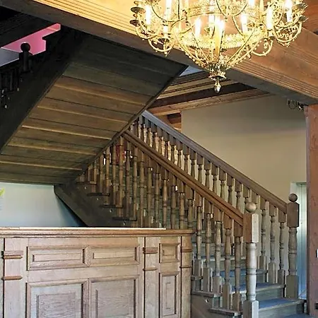 Klasztor 4*