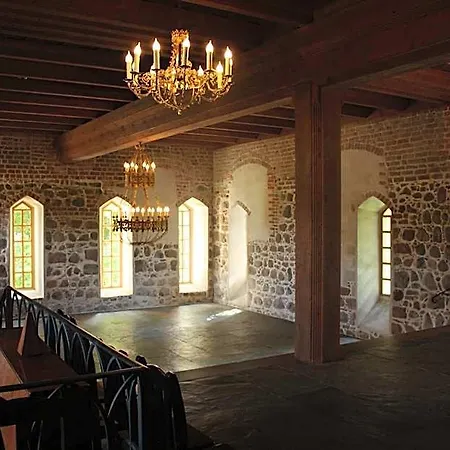 Klasztor 4*